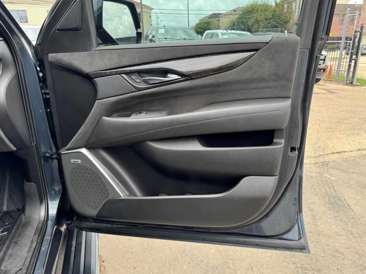 Cadillac Escalade ESV  2019