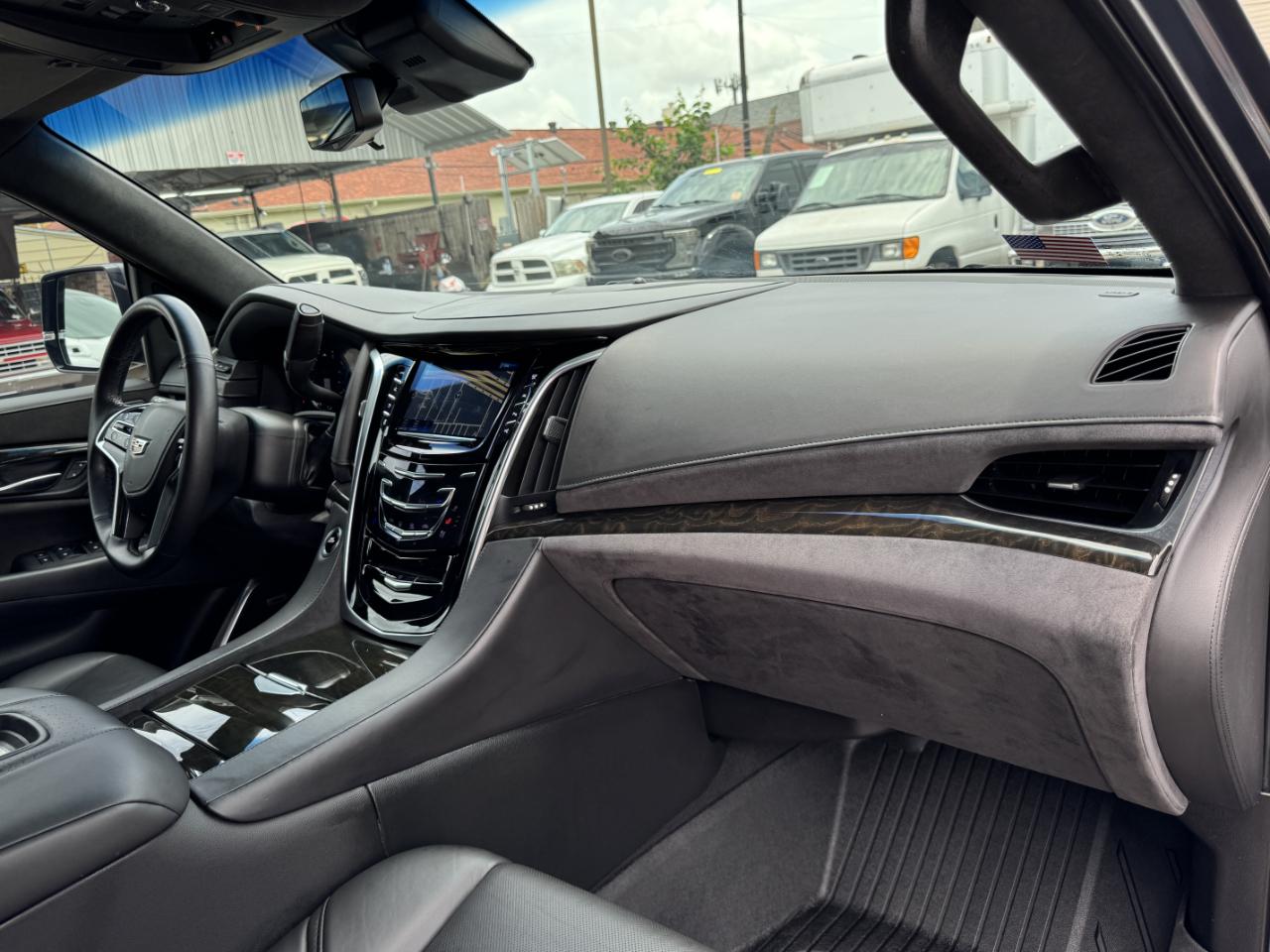 Cadillac Escalade ESV  2019