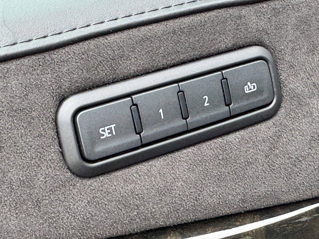 Cadillac Escalade ESV  2019