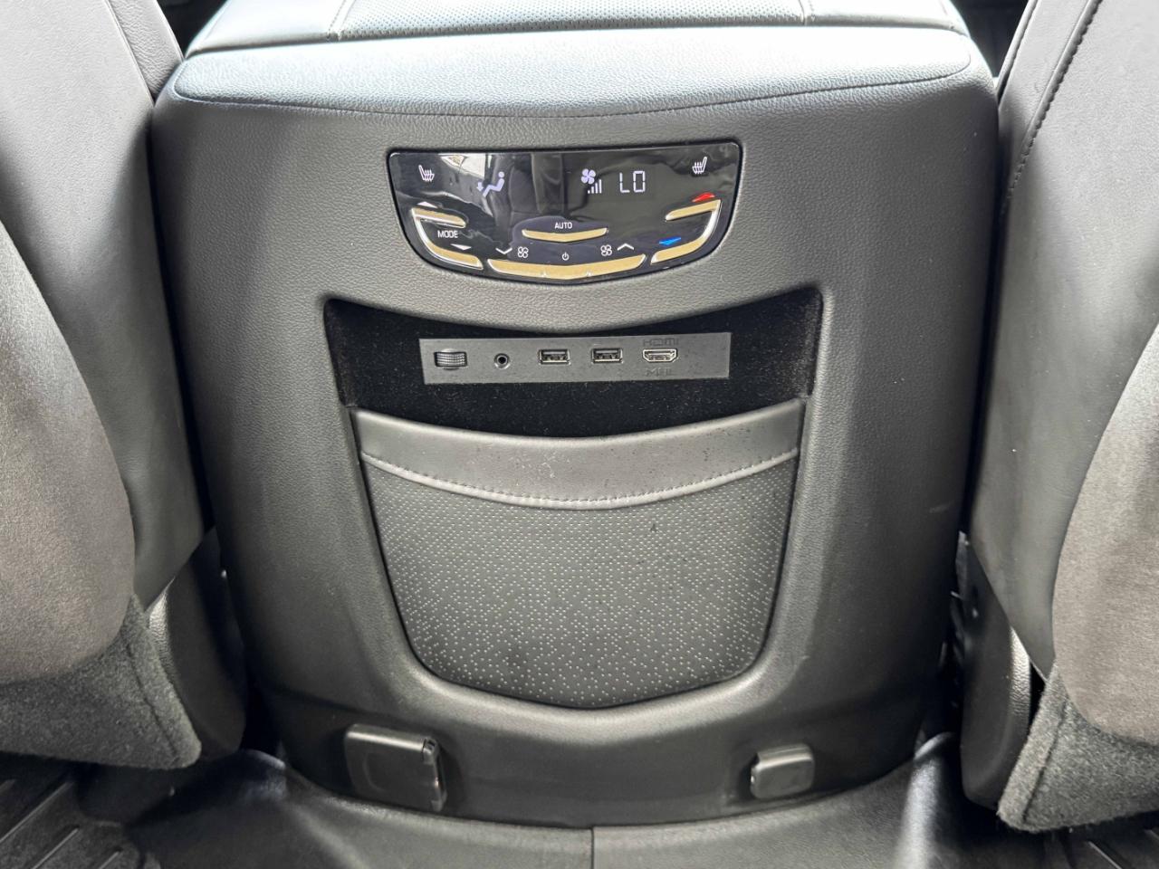 Cadillac Escalade ESV  2019