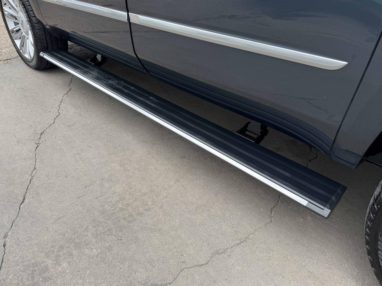 Cadillac Escalade ESV  2019