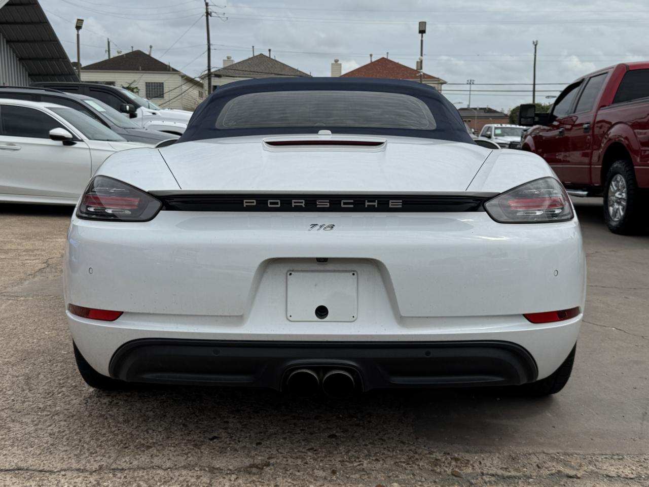 Porsche 718 Boxster  2017