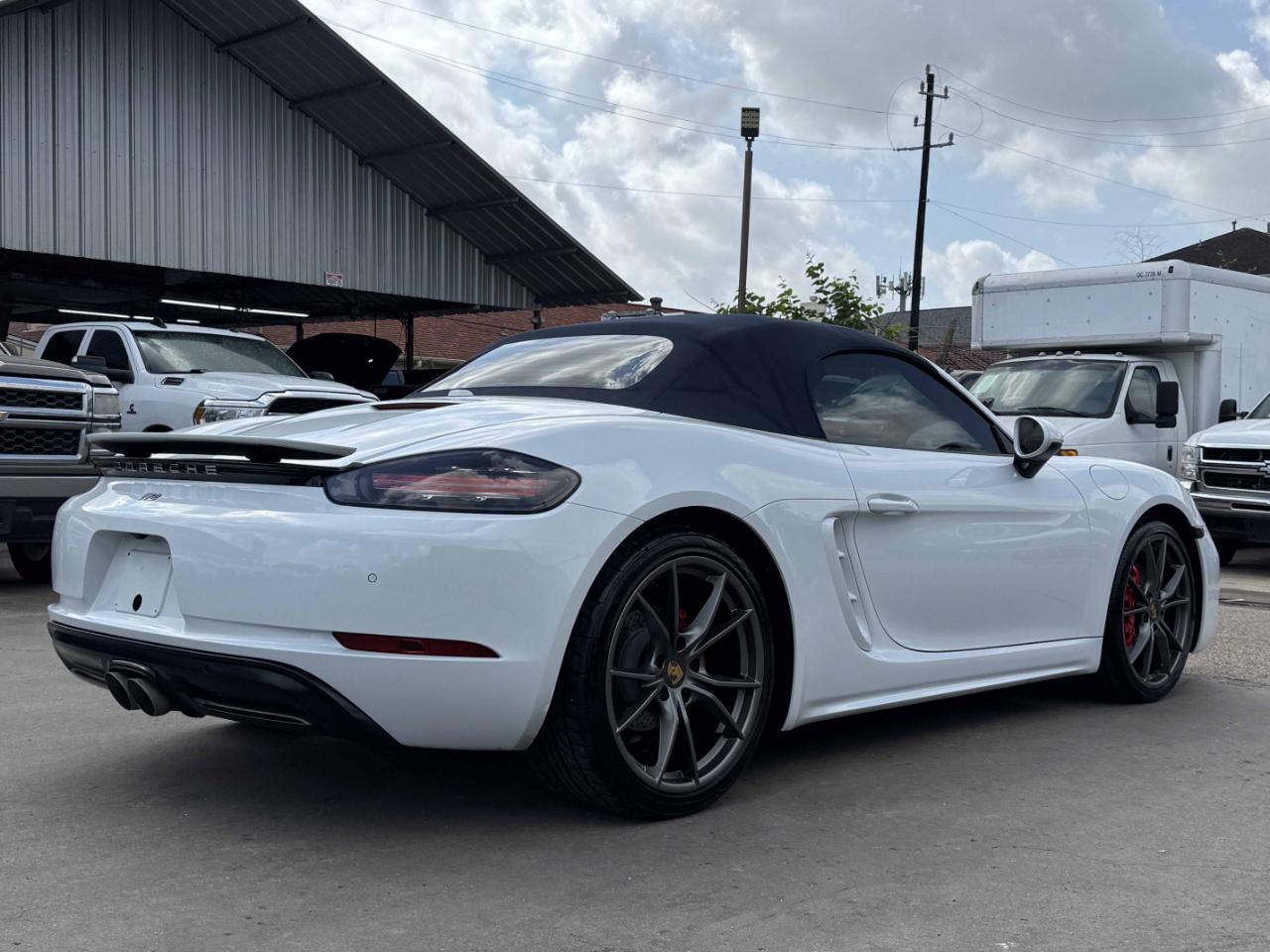 Porsche 718 Boxster  2017