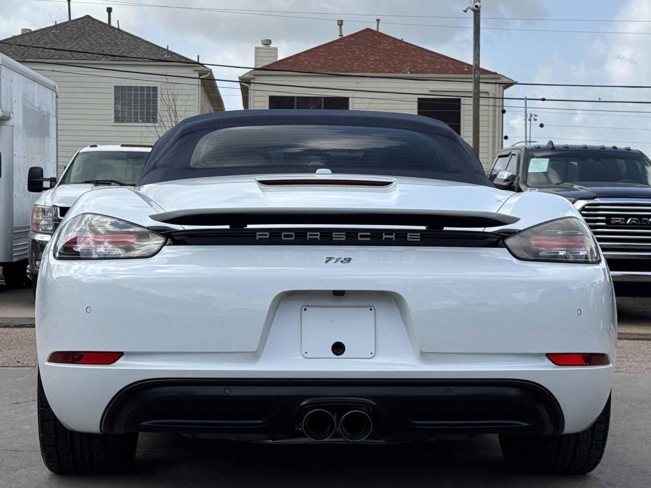 Porsche 718 Boxster  2017