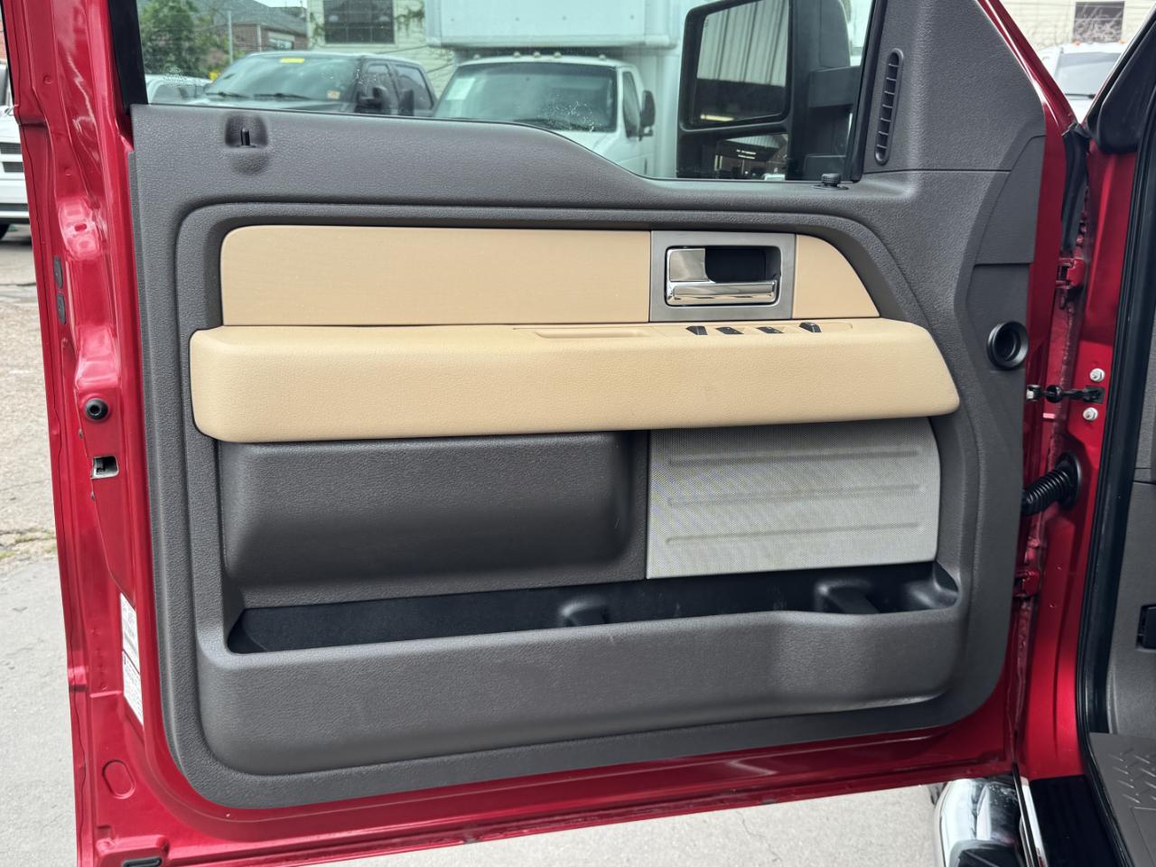 Ford F-150 XLT SuperCrew 2WD 2011