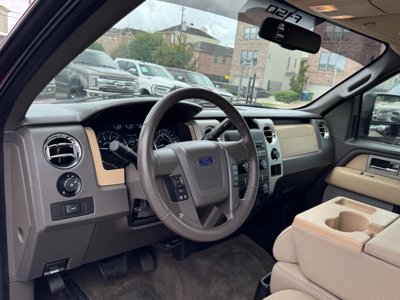 Ford F-150 XLT SuperCrew 2WD 2011