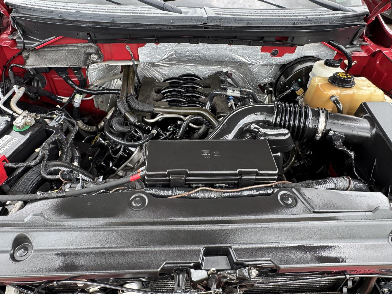Ford F-150 XLT SuperCrew 2WD 2011
