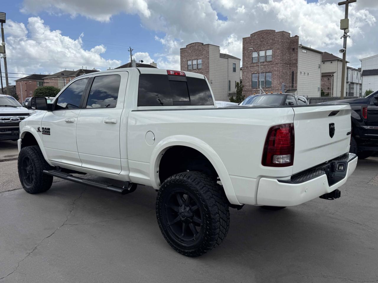 RAM 2500 Laramie Crew Cab 4WD 2017