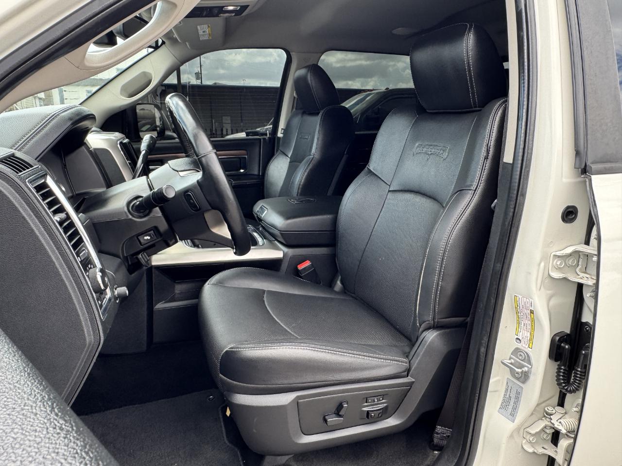 RAM 2500 Laramie Crew Cab 4WD 2017