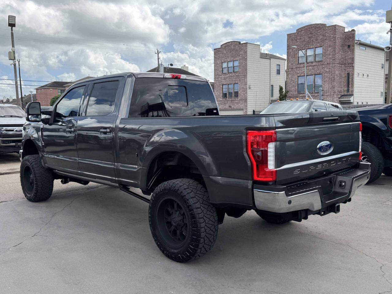 Ford Super Duty F-250 SRW  2017