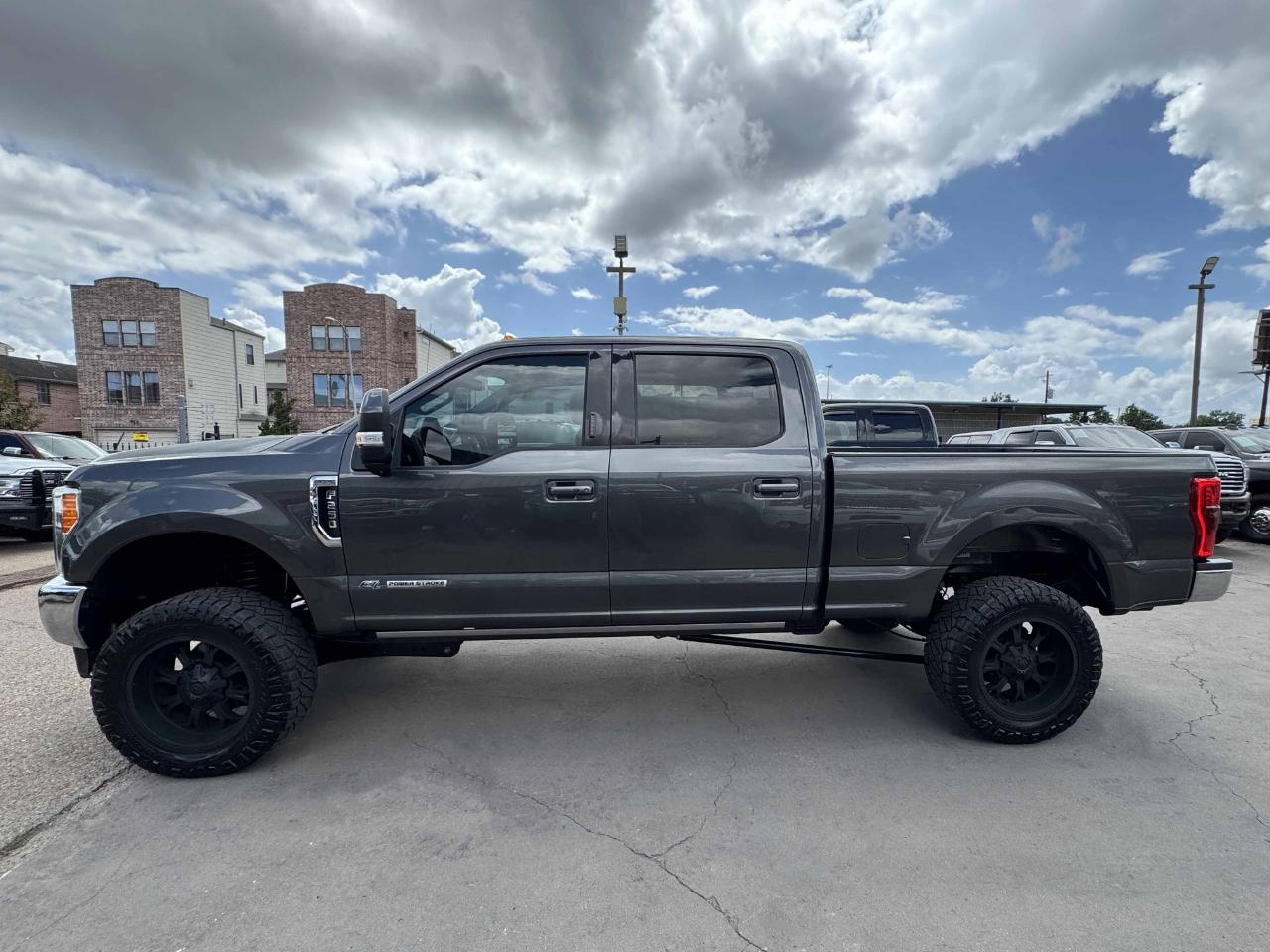Ford Super Duty F-250 SRW  2017