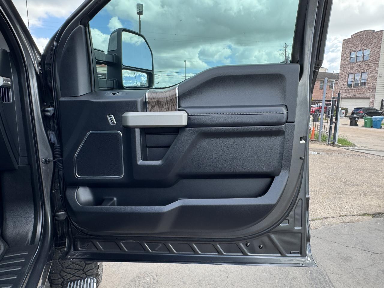 Ford Super Duty F-250 SRW  2017