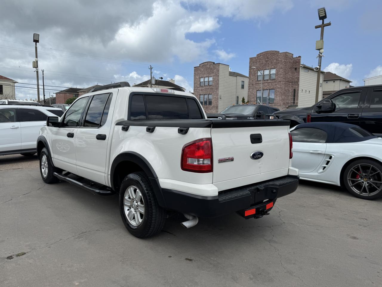 Ford Explorer Sport Trac XLT 2WD 2010