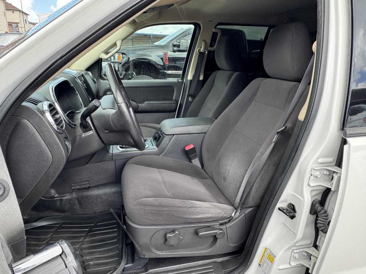 Ford Explorer Sport Trac XLT 2WD 2010