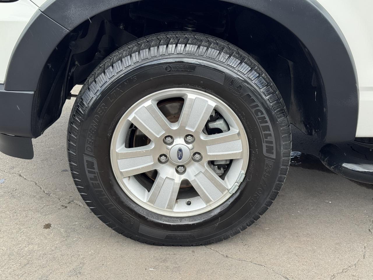 Ford Explorer Sport Trac XLT 2WD 2010