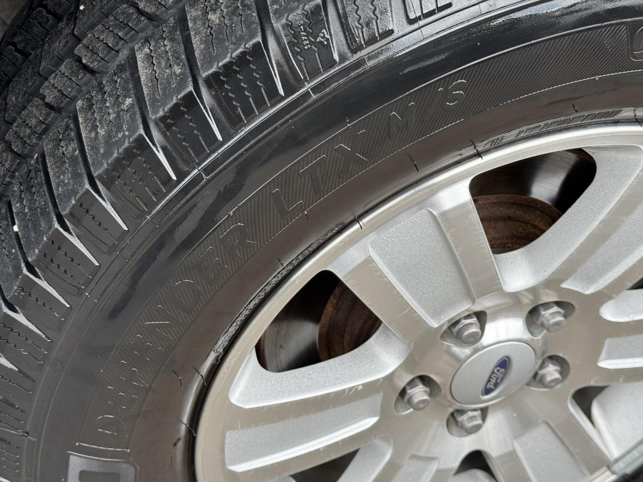 Ford Explorer Sport Trac XLT 2WD 2010