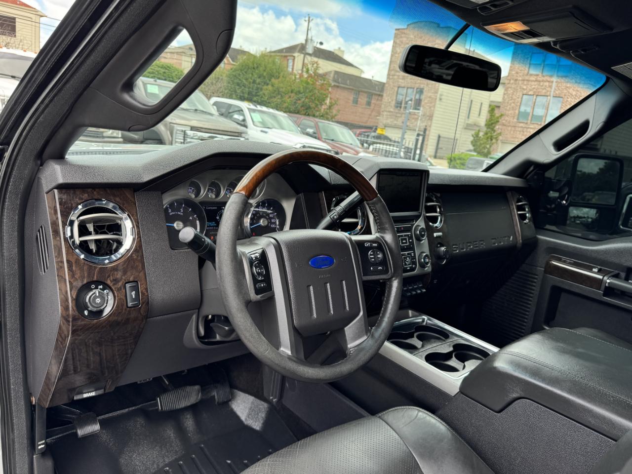 Ford Super Duty F-350 SRW  2015
