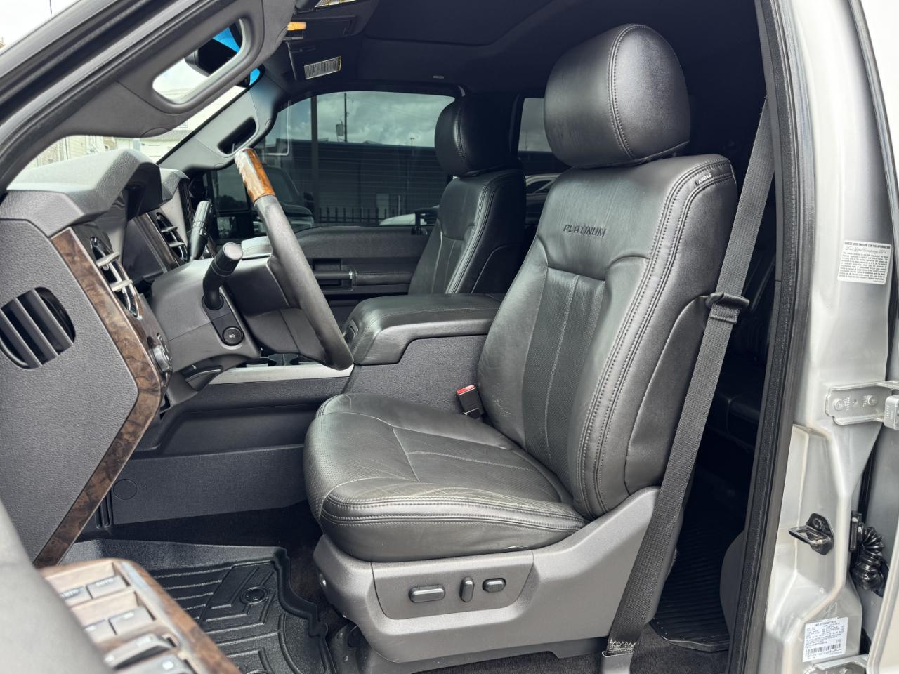 Ford Super Duty F-350 SRW  2015