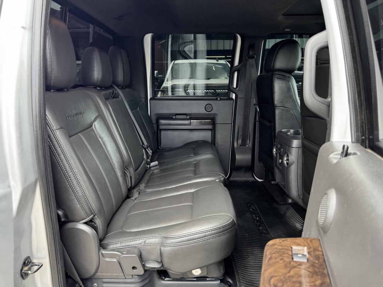 Ford Super Duty F-350 SRW  2015