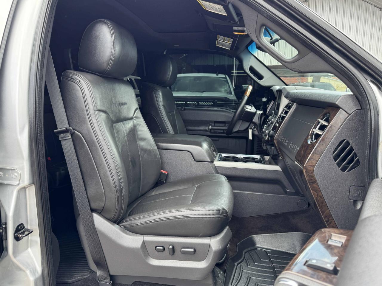 Ford Super Duty F-350 SRW  2015