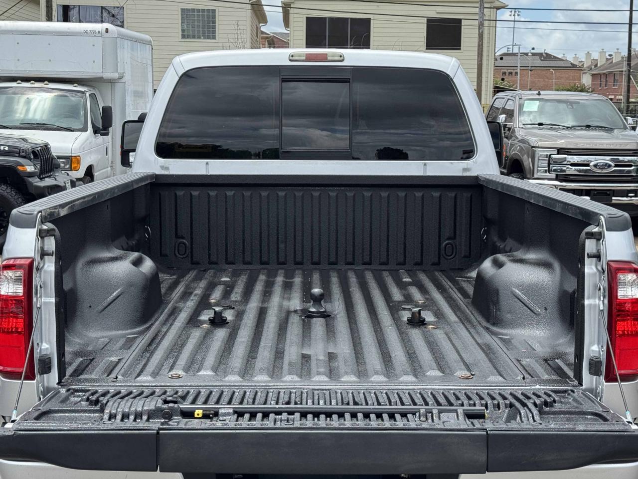 Ford Super Duty F-350 SRW  2015