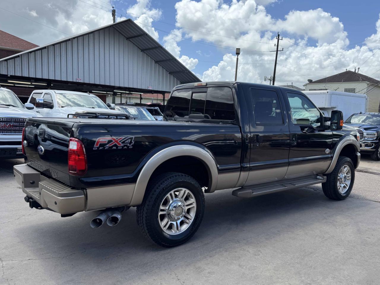 Ford Super Duty F-250 SRW  2012