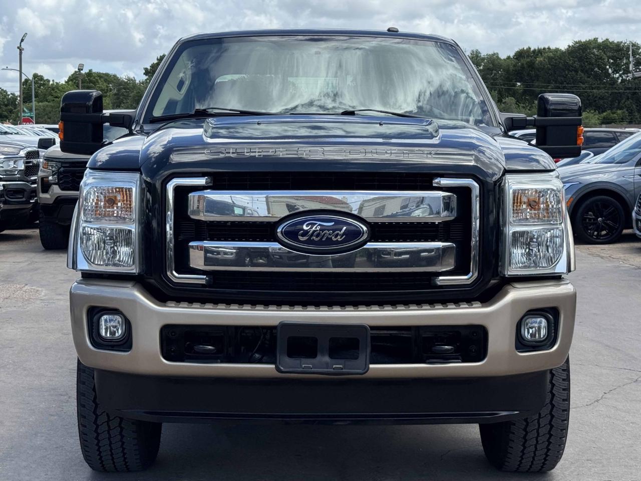 Ford Super Duty F-250 SRW  2012