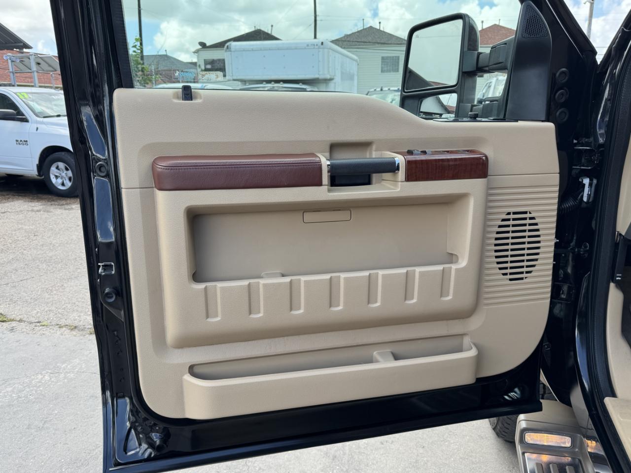 Ford Super Duty F-250 SRW  2012