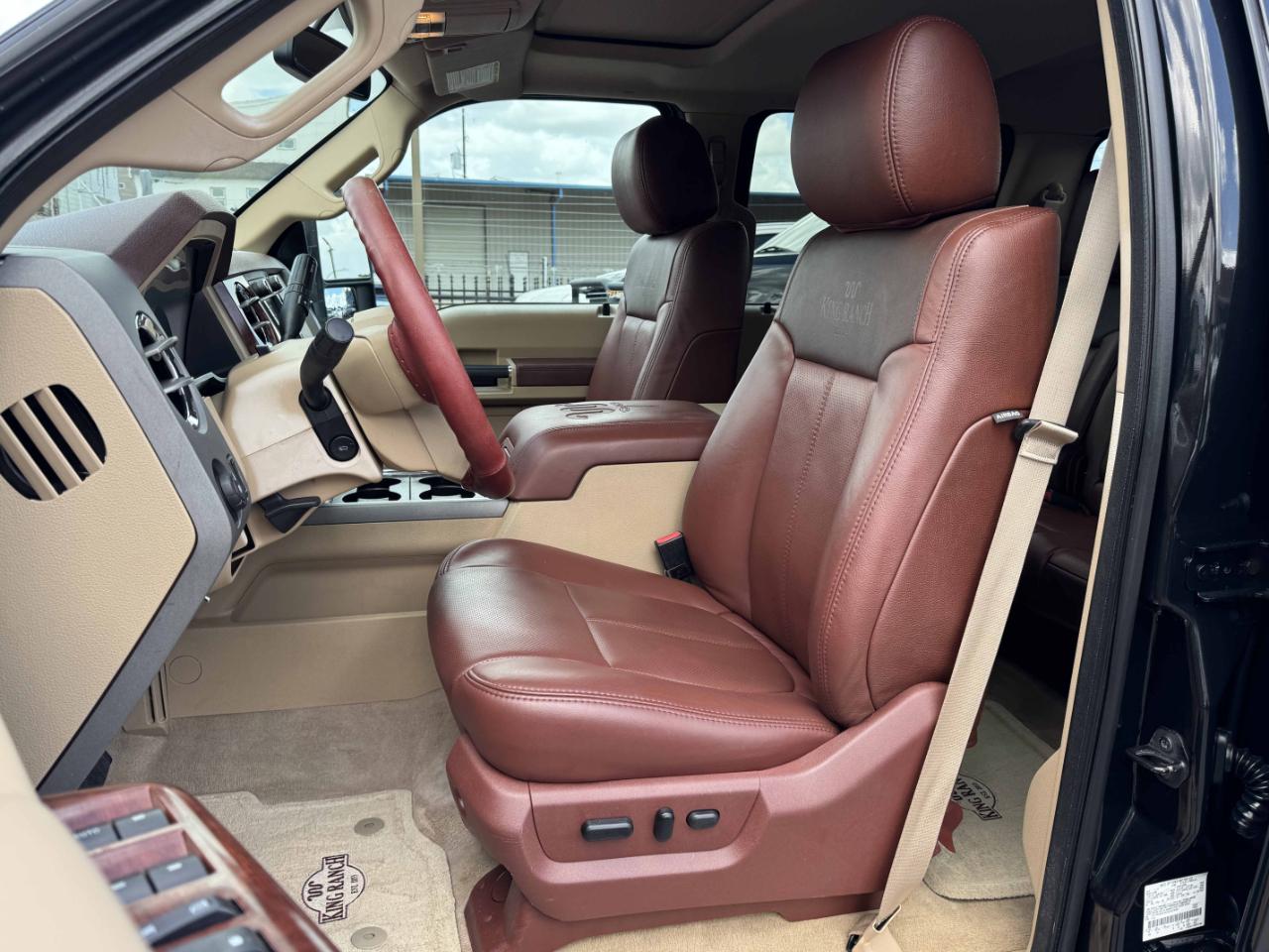 Ford Super Duty F-250 SRW  2012