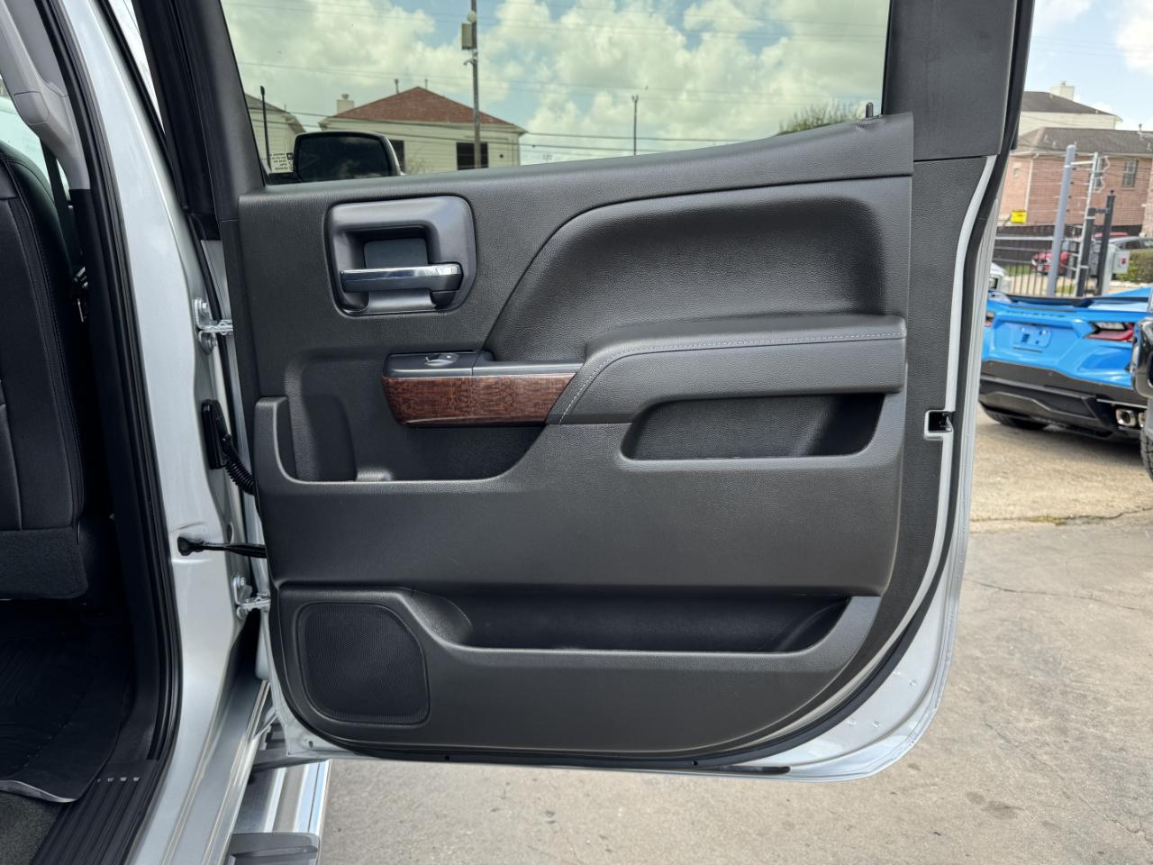 GMC Sierra 1500 SLT Crew Cab 2WD 2018