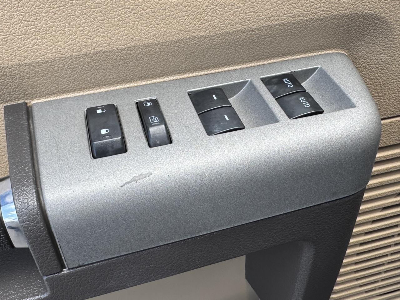 Ford Super Duty F-250 SRW  2015