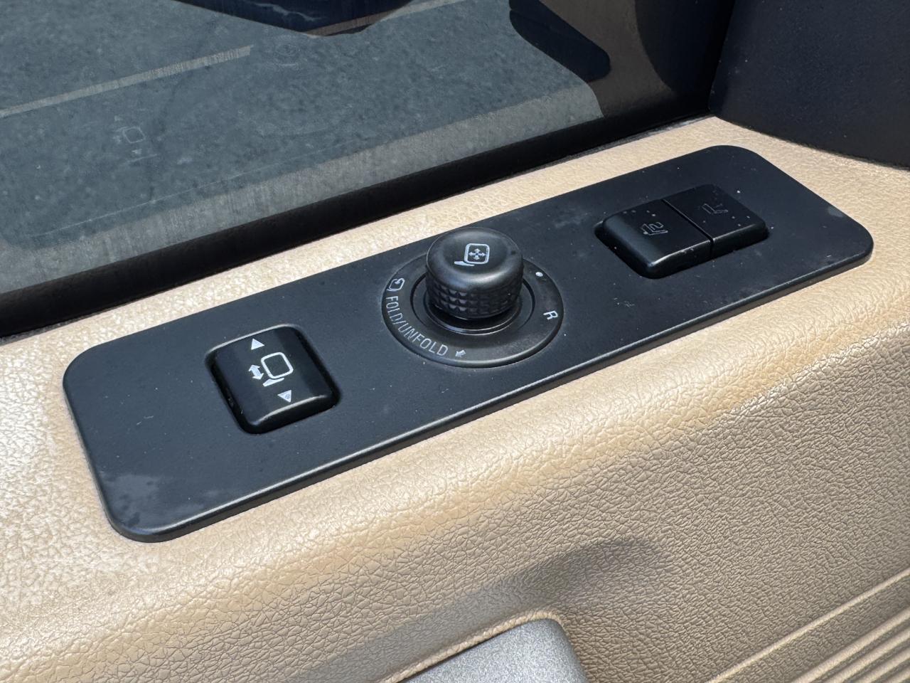 Ford Super Duty F-250 SRW  2015