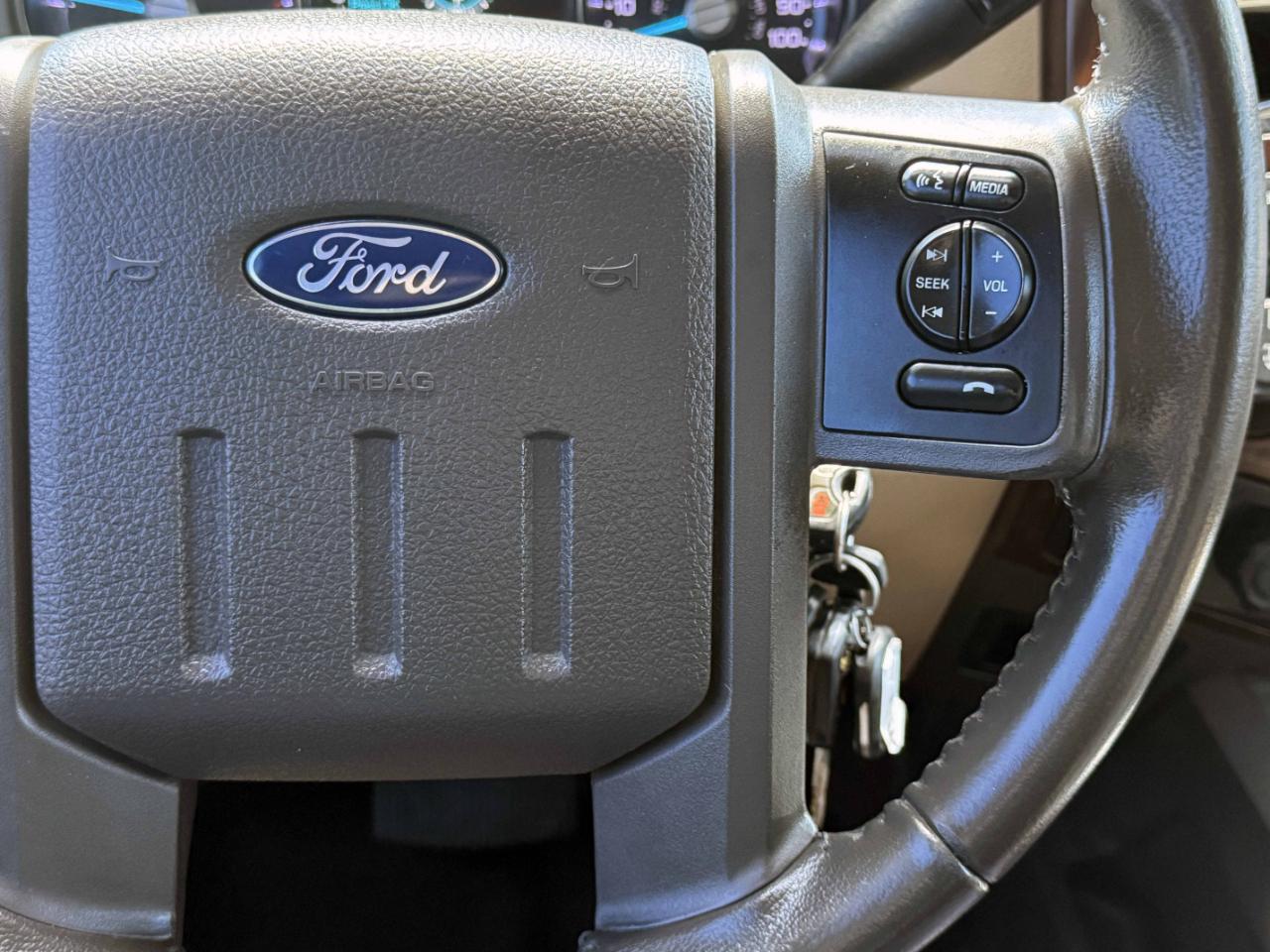 Ford Super Duty F-250 SRW  2015