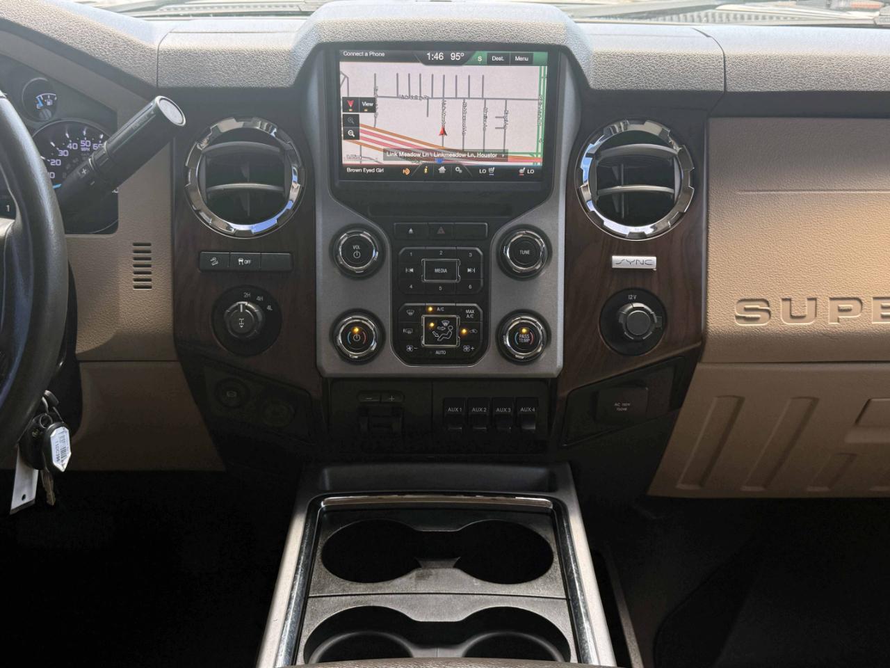 Ford Super Duty F-250 SRW  2015