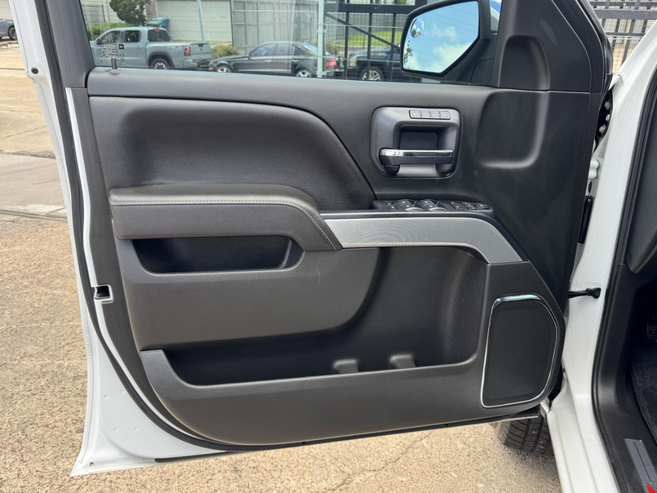 Chevrolet Silverado 1500 LTZ Crew Cab 4WD 2018