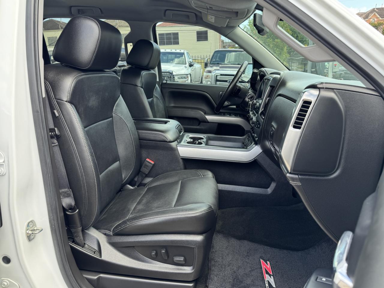 Chevrolet Silverado 1500 LTZ Crew Cab 4WD 2018