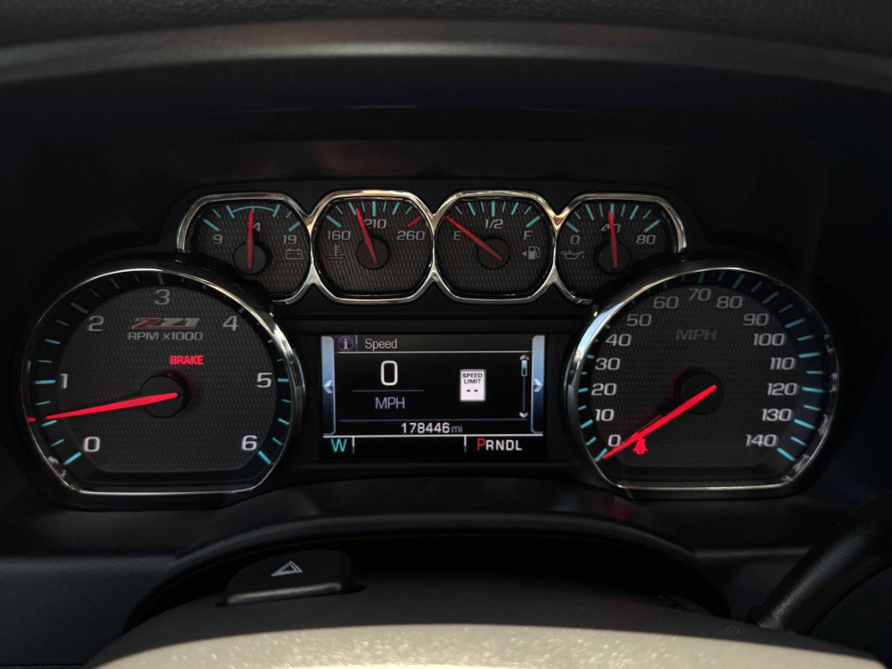 Chevrolet Silverado 1500 LTZ Crew Cab 4WD 2018