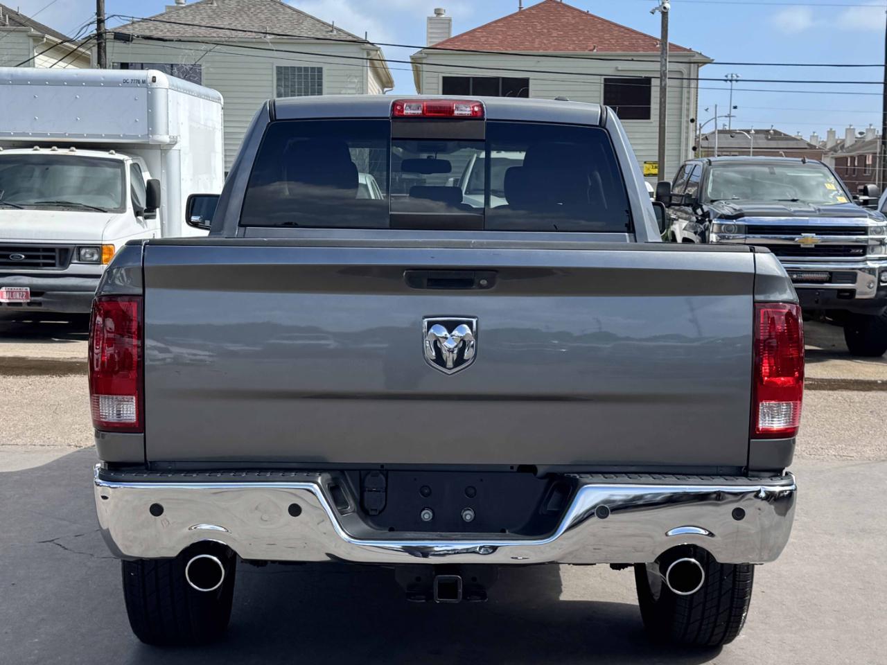 RAM 1500 ST Quad Cab 2WD 2011