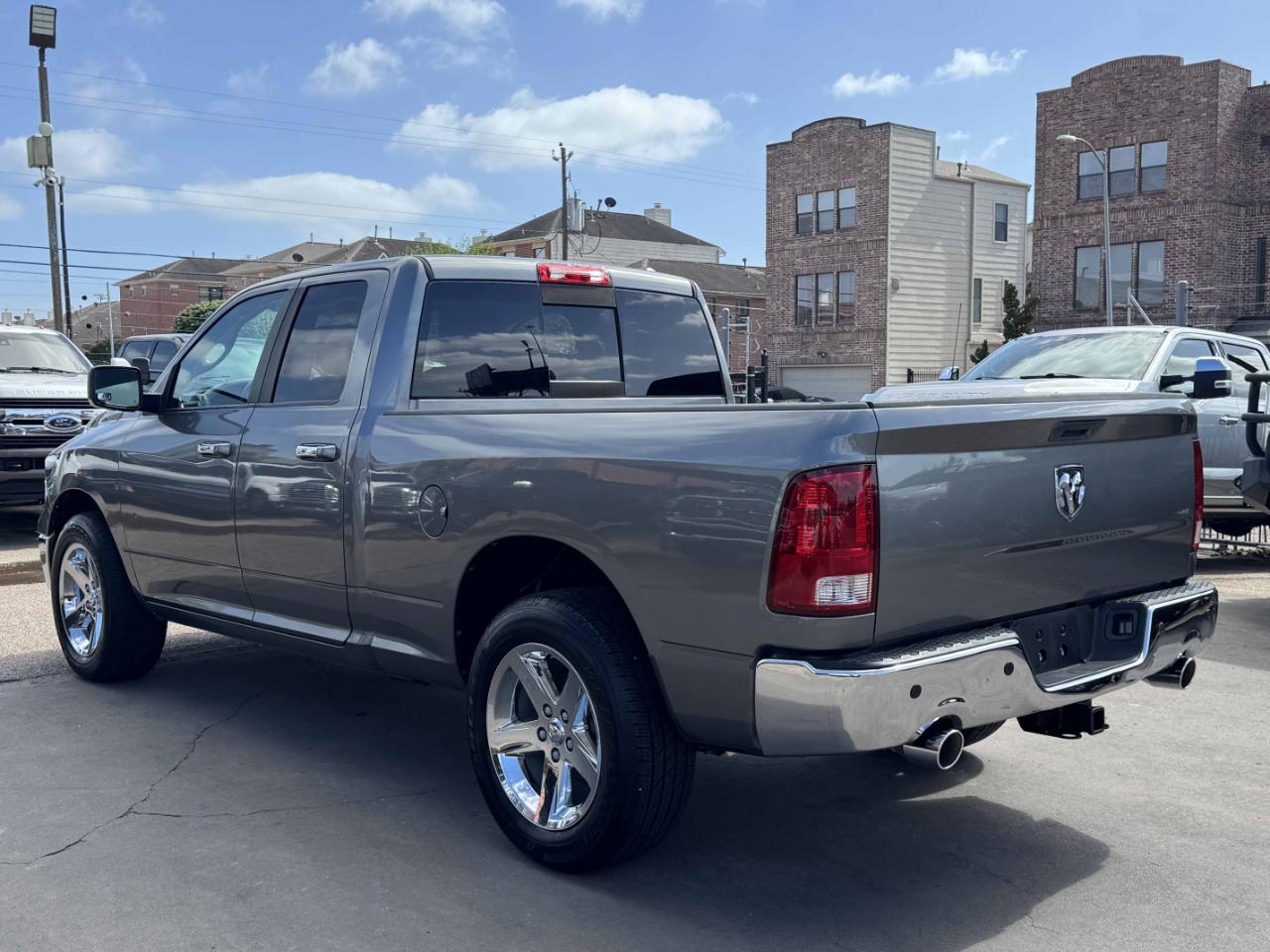 RAM 1500 ST Quad Cab 2WD 2011