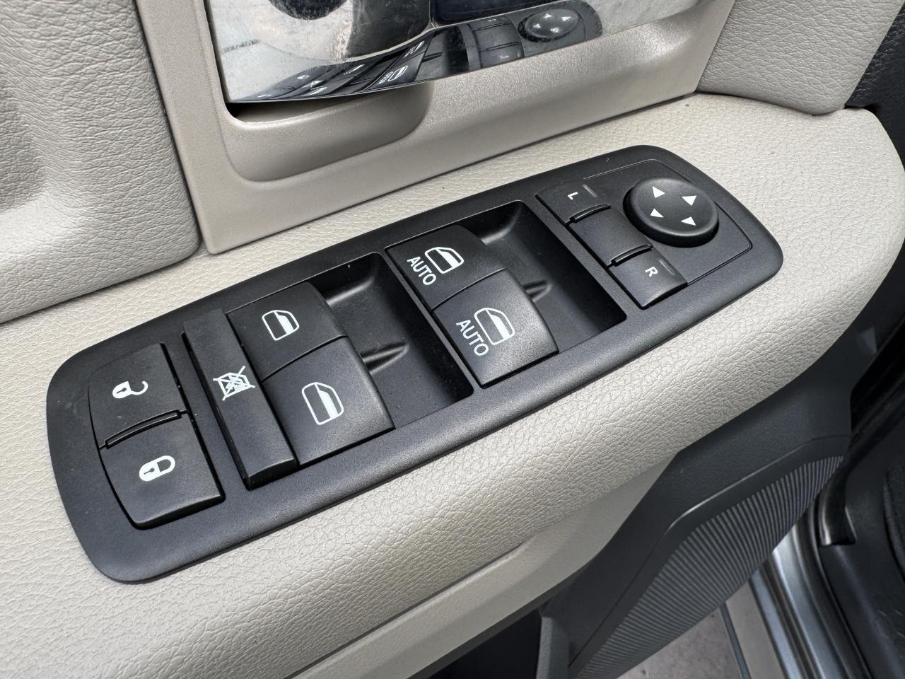 RAM 1500 ST Quad Cab 2WD 2011