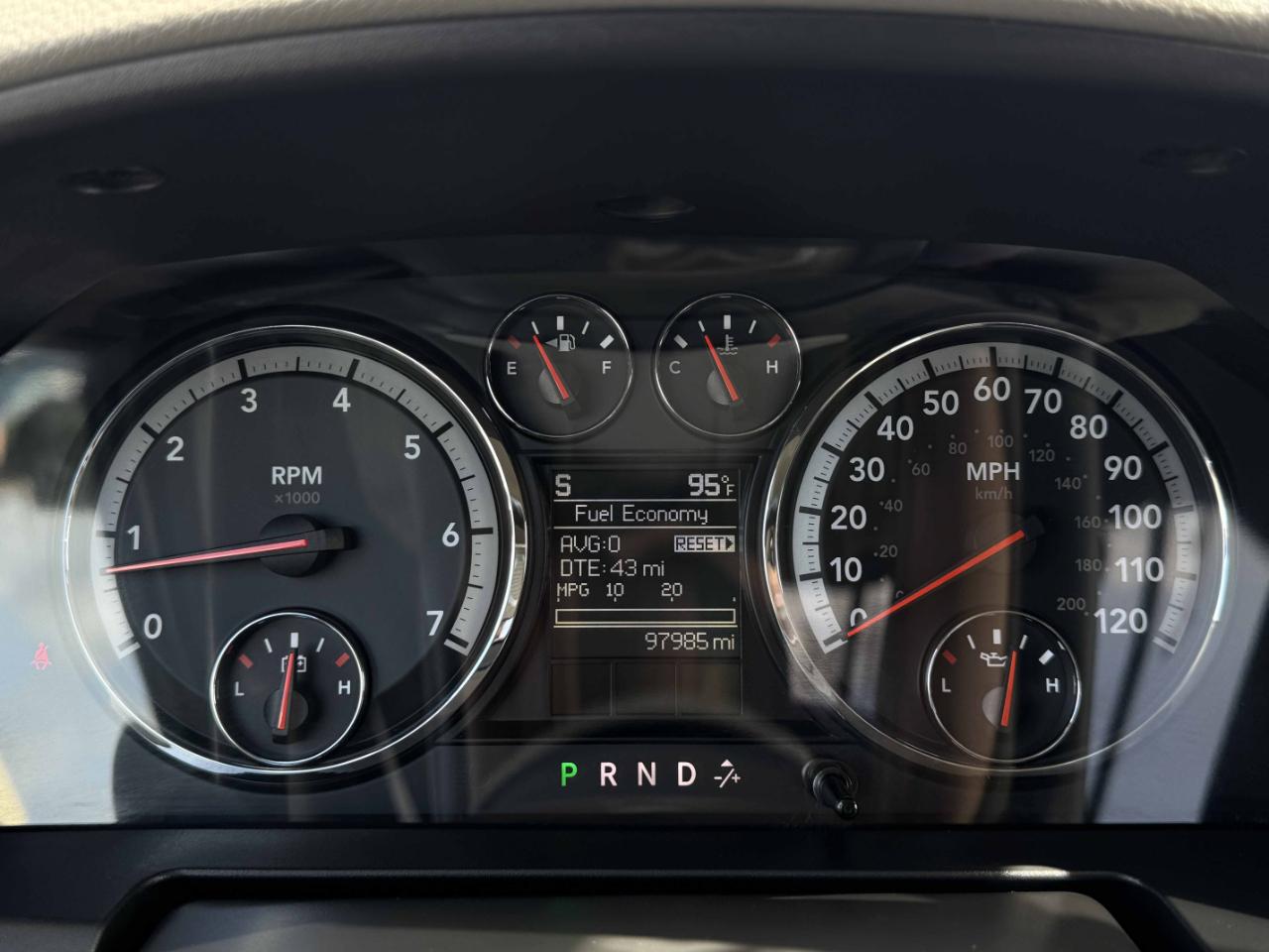 RAM 1500 ST Quad Cab 2WD 2011