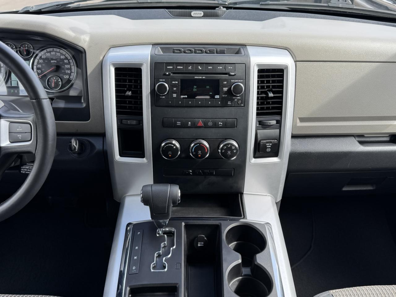 RAM 1500 ST Quad Cab 2WD 2011