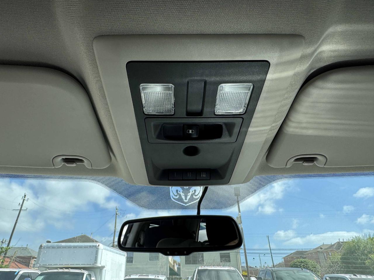 RAM 1500 ST Quad Cab 2WD 2011