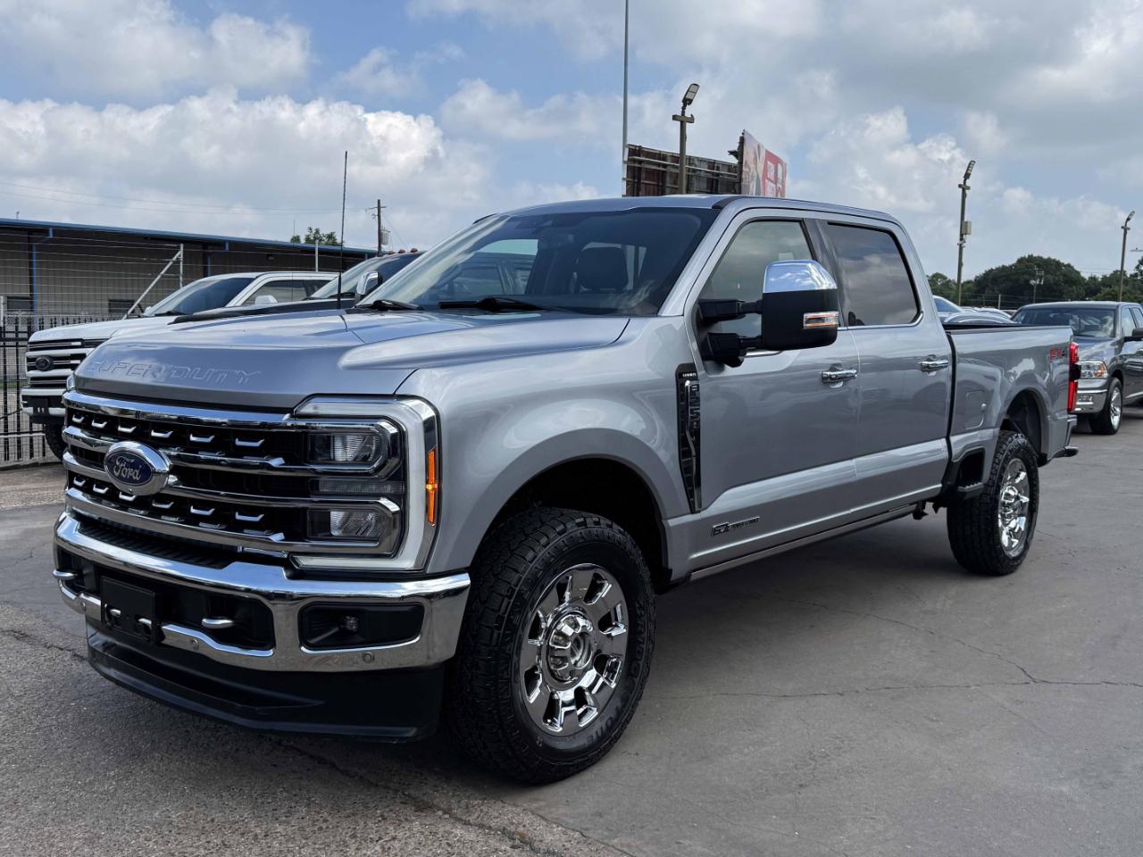 Ford Super Duty F-250 SRW  2023