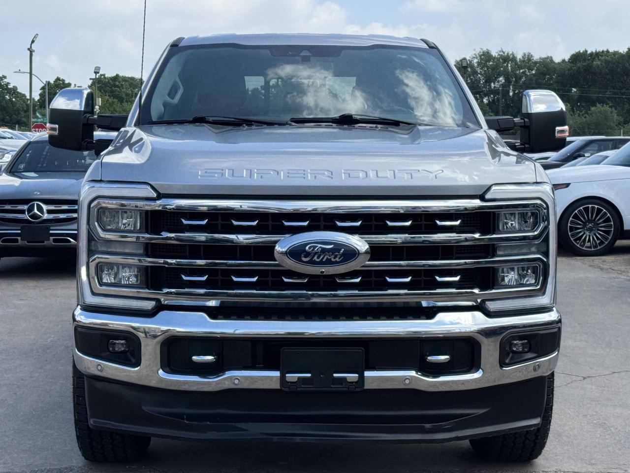 Ford Super Duty F-250 SRW  2023