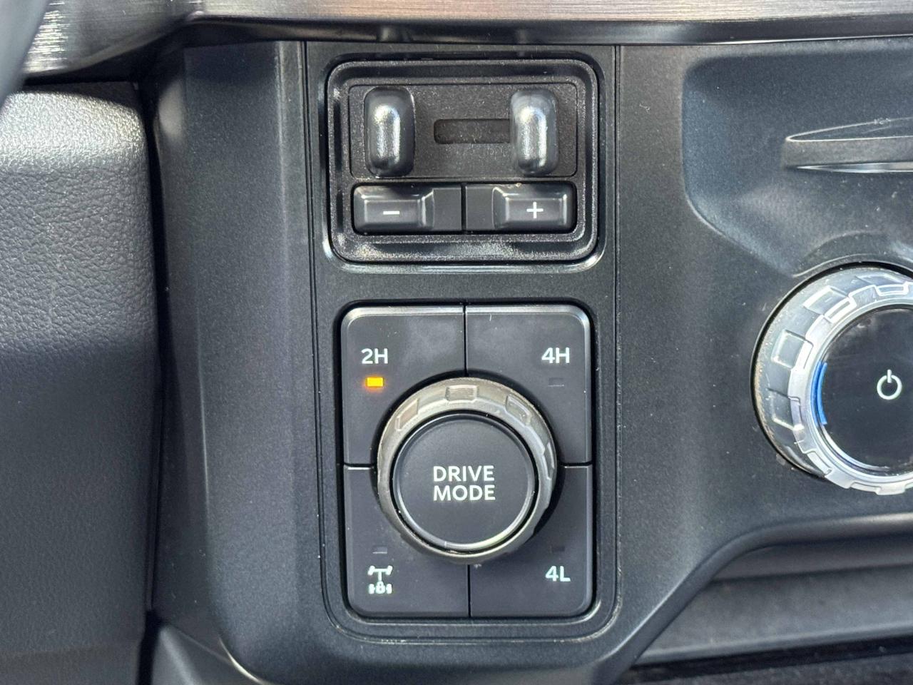 Ford Super Duty F-250 SRW  2023