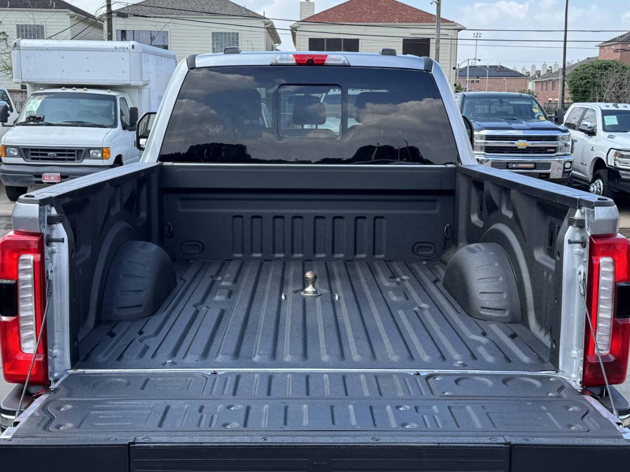 Ford Super Duty F-250 SRW  2023