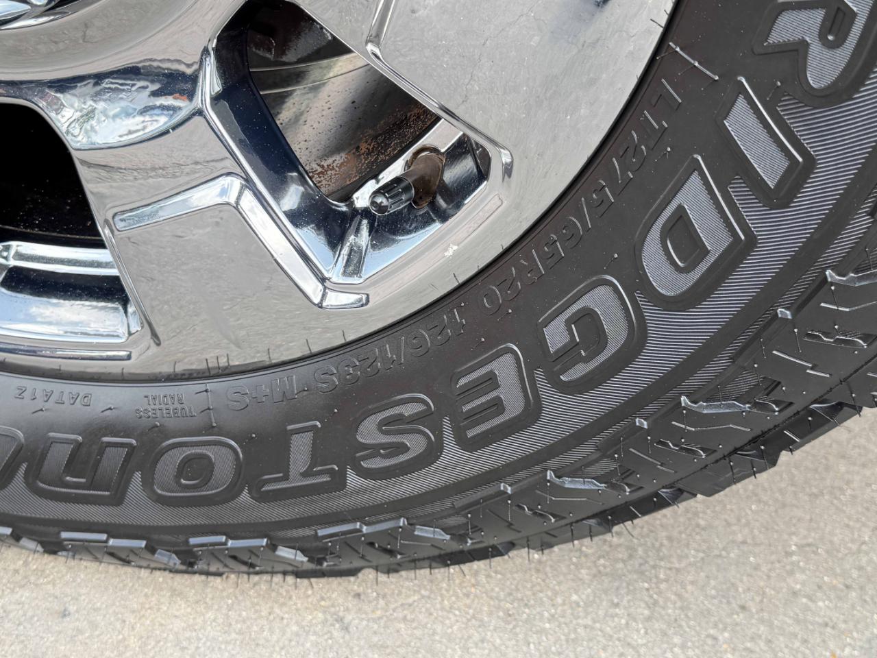 Ford Super Duty F-250 SRW  2023
