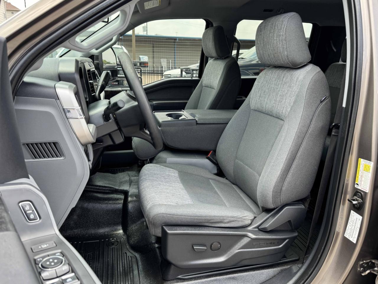 Ford Super Duty F-350 SRW  2023
