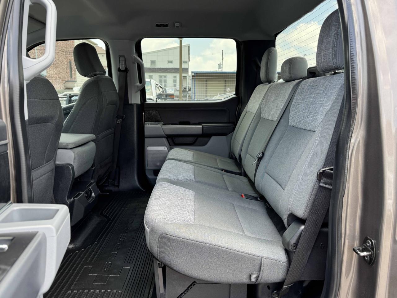 Ford Super Duty F-350 SRW  2023